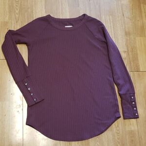 Chaser mulberry thermal waffle knit top S